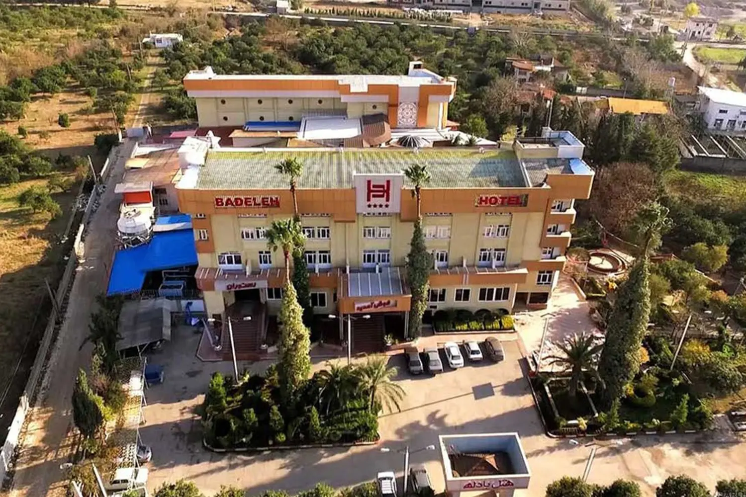 Badleh Hotel