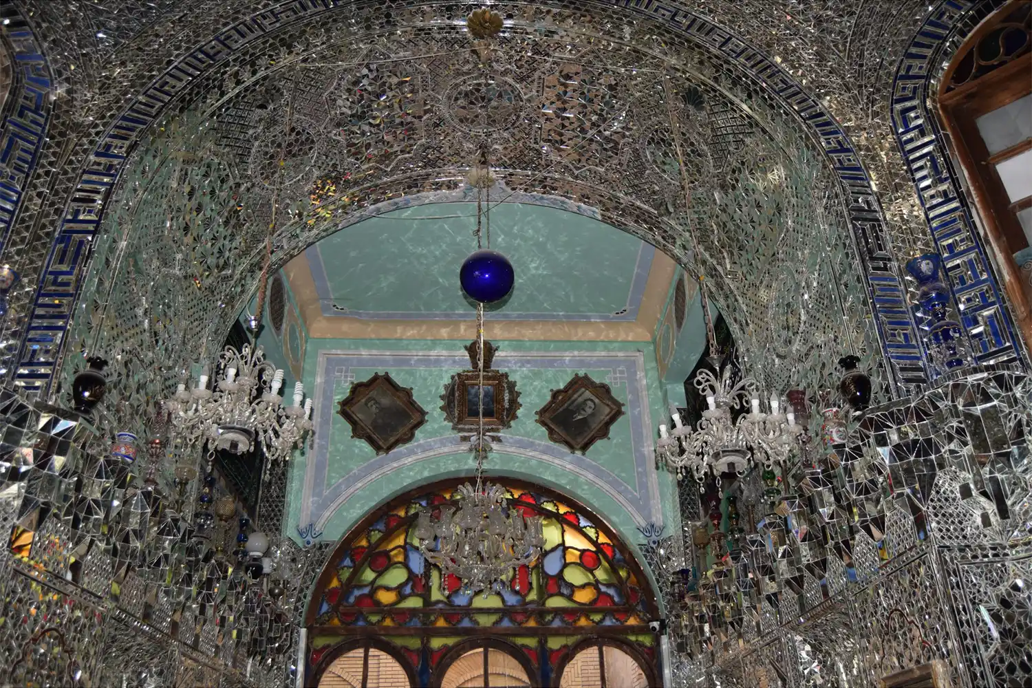 Beiglarbeigi Tekyeh: A Qajar-era building with stunning mirror-work located in Kermanshah.