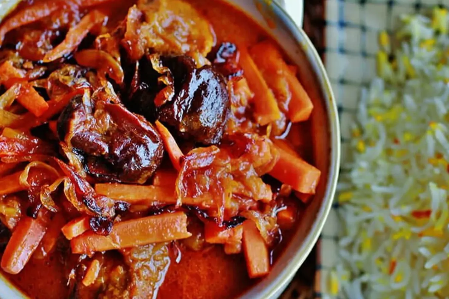 Carrot Stew (Khoresht-e Havij)