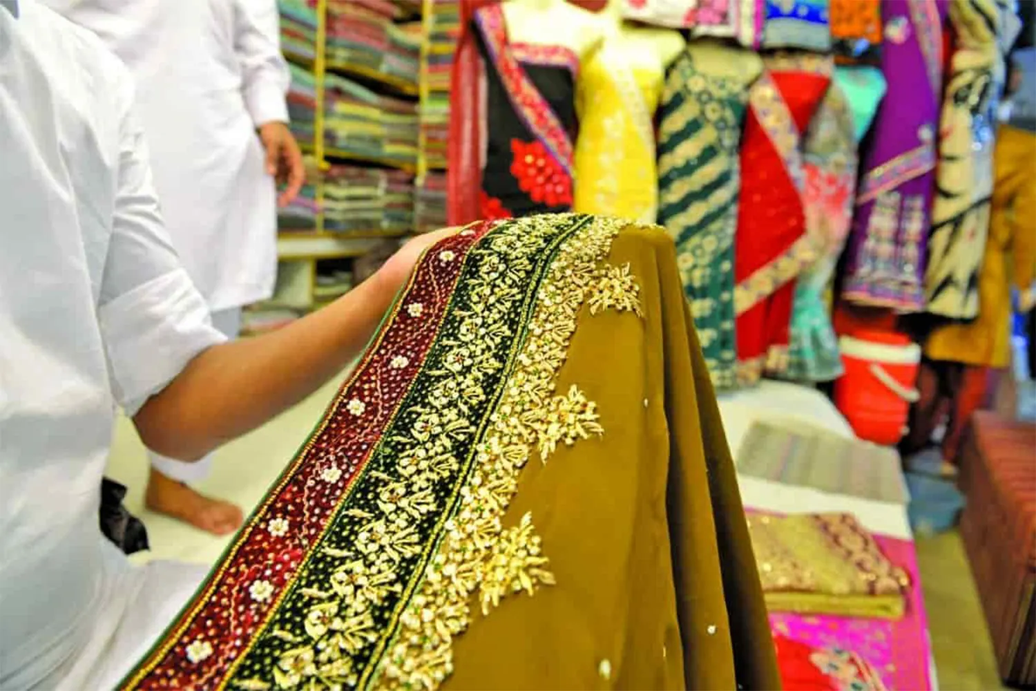 Colorful Local Fabrics (Lengeh fabrics)
