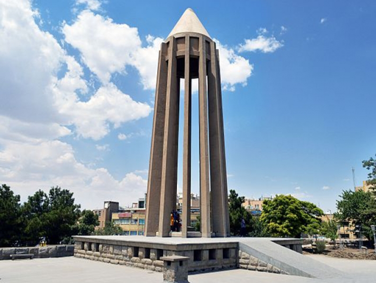 What do we know about the city of Hamedan and its history?