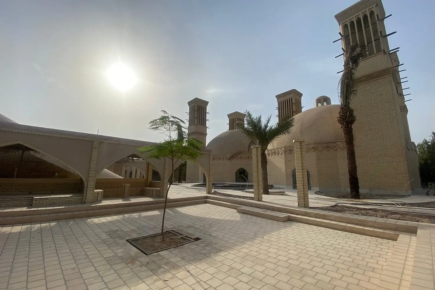 Historical Mosques — Small, traditional mosques scattered around the island.