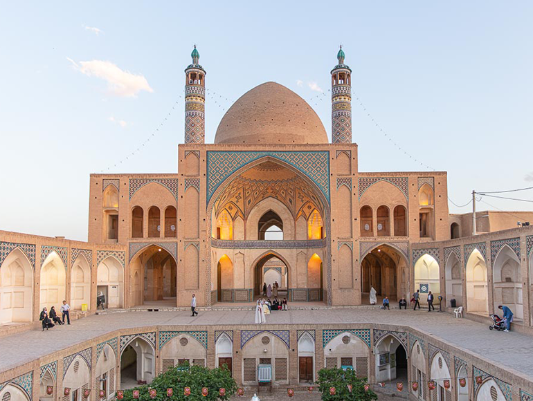 What Do We Know About Kashan and Its History?