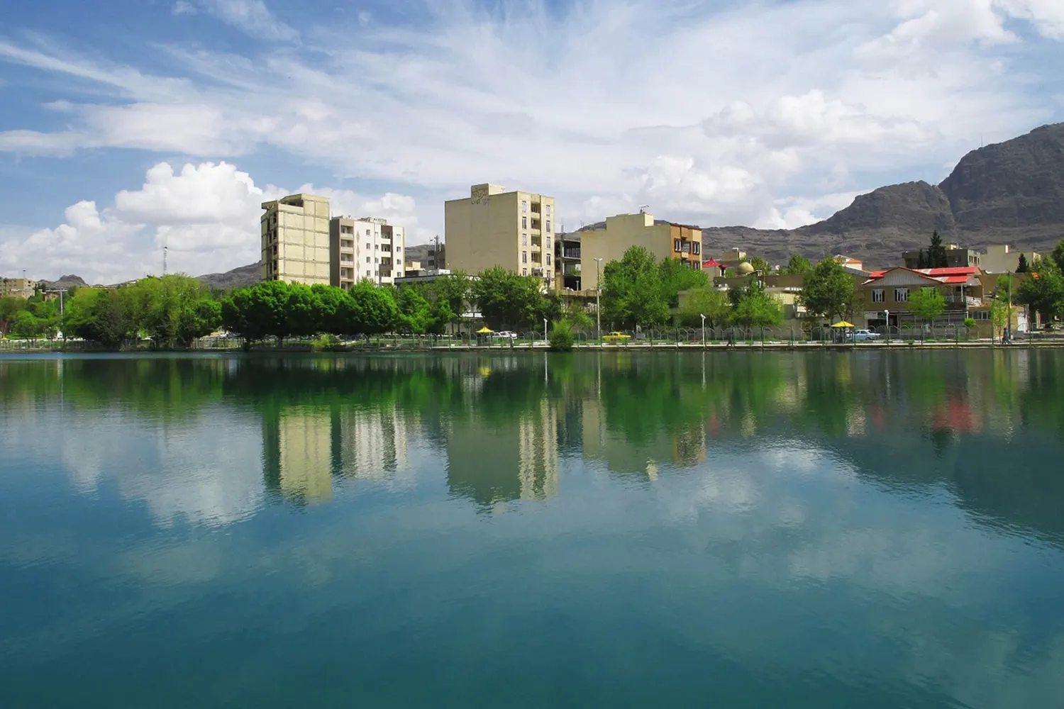 دەریاچەی کیو