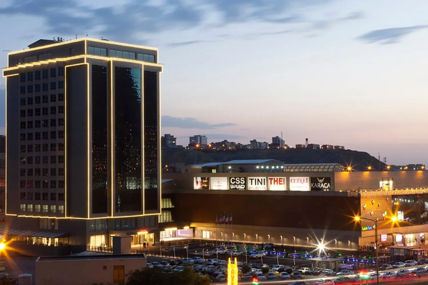 Laleh Park Hotel