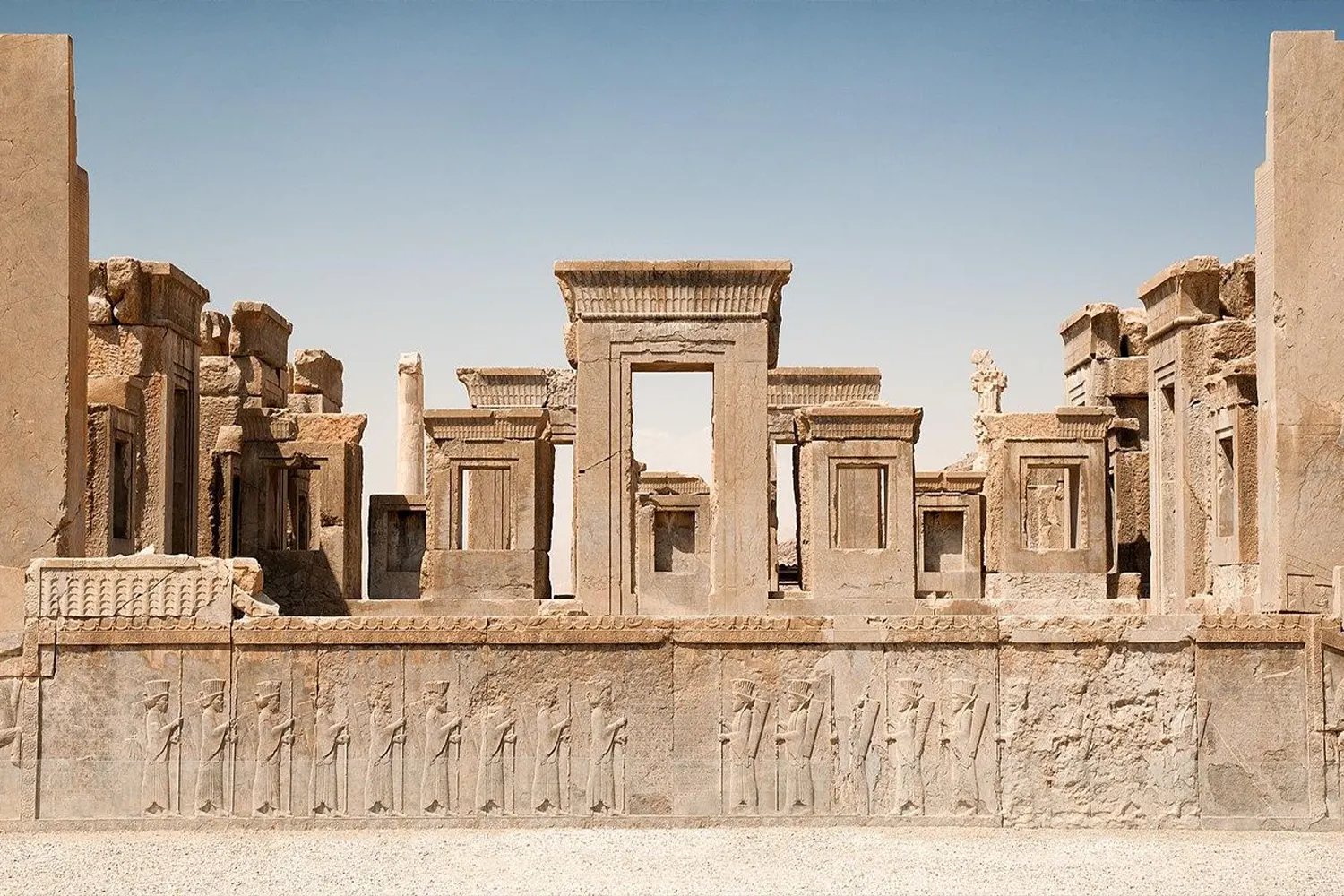 Marvdasht: A historic city with two famous World Heritage sites (Persepolis and Naqsh-e Rostam).