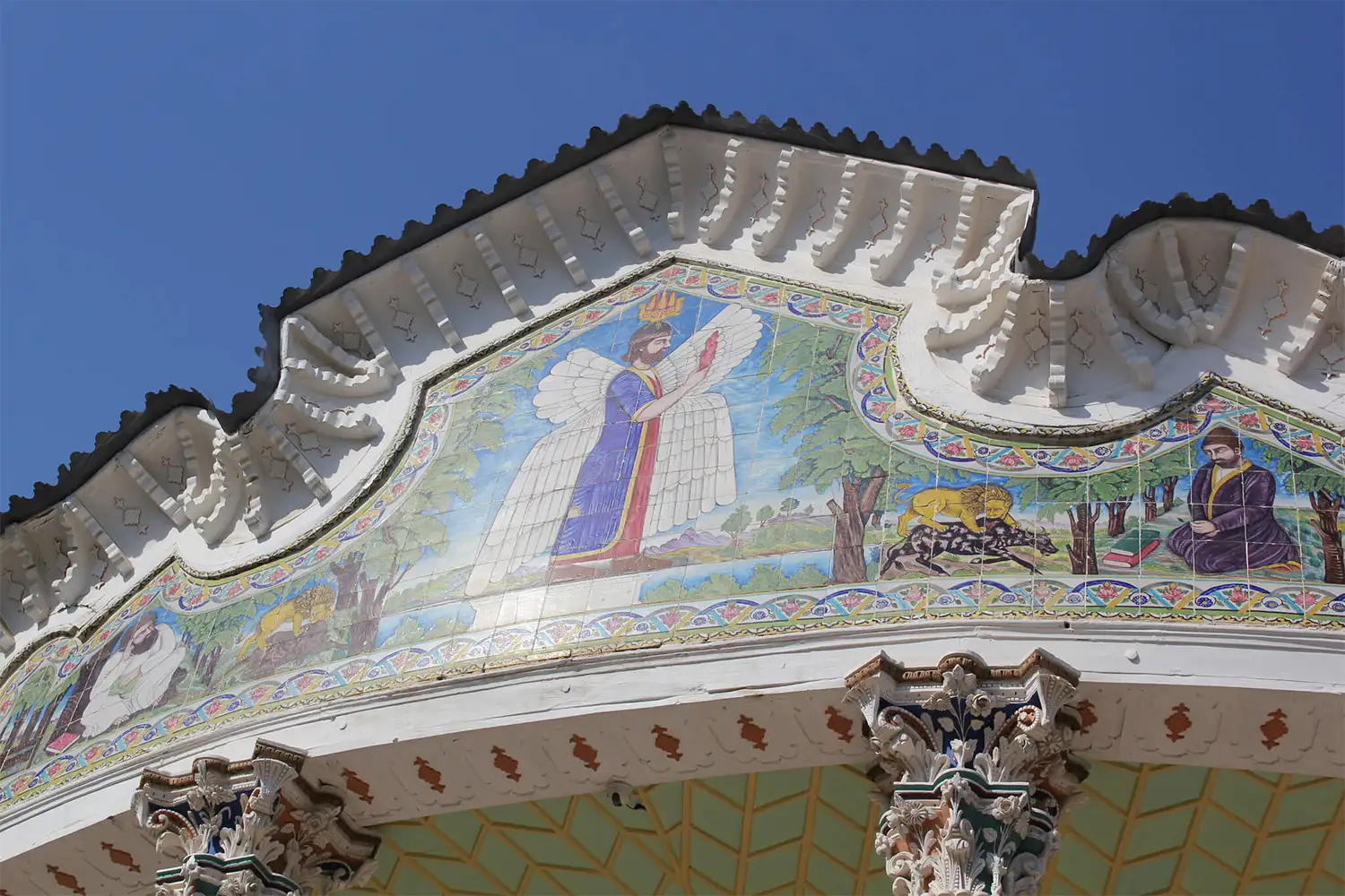 Shapouri Mansion: A jewel of Qajar architecture in a charming garden.