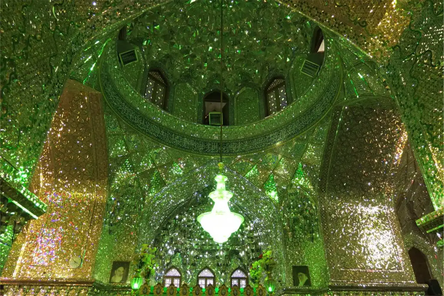 Tomb of Ali ibn Hamza (A.S.): A sacred and beautiful site in Shiraz with stunning architecture and a peaceful atmosphere, ideal for religious and cultural tourists.