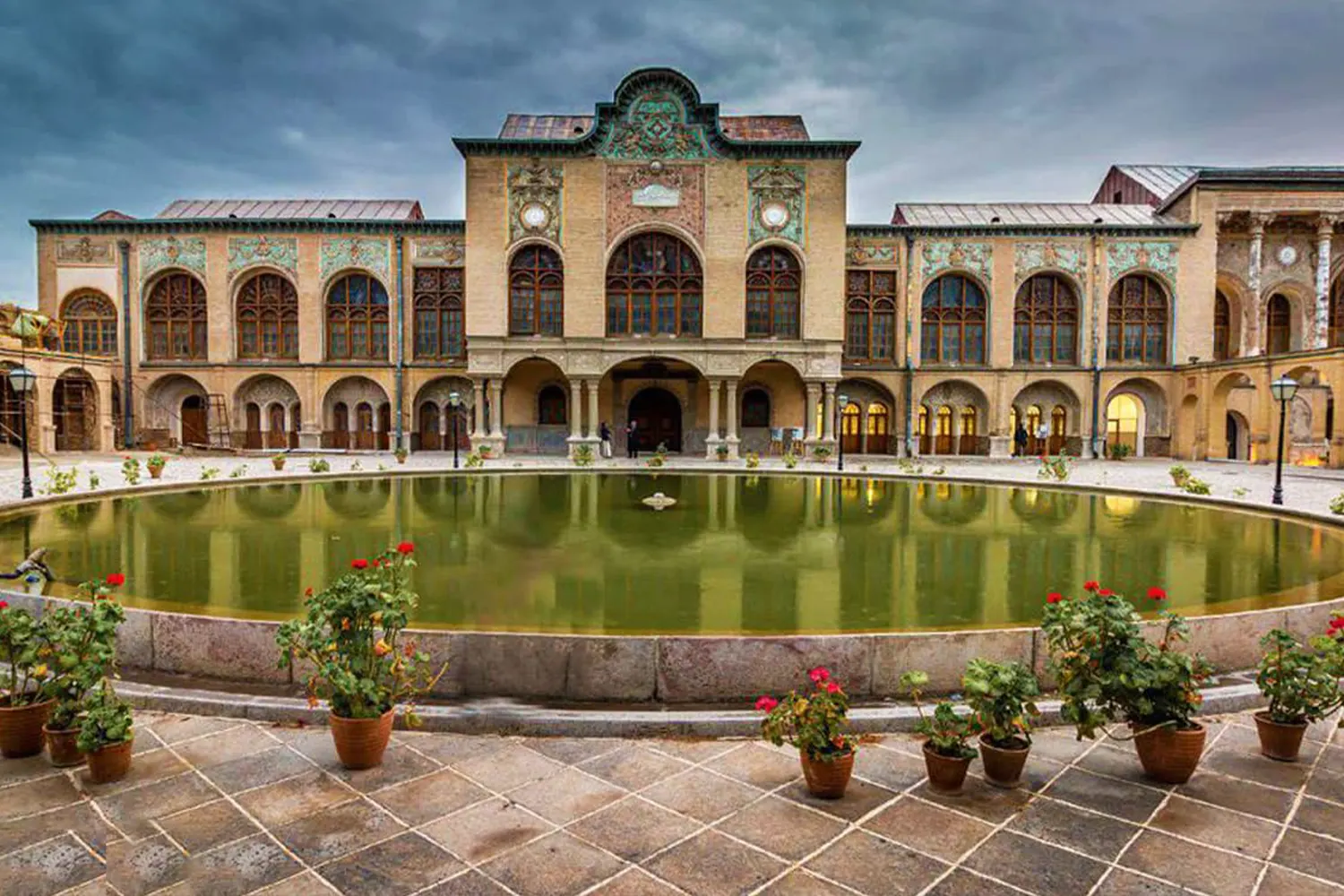 Traditional Guesthouse in Tehran: Offers a homely experience with Persian architecture and home-cooked meals.