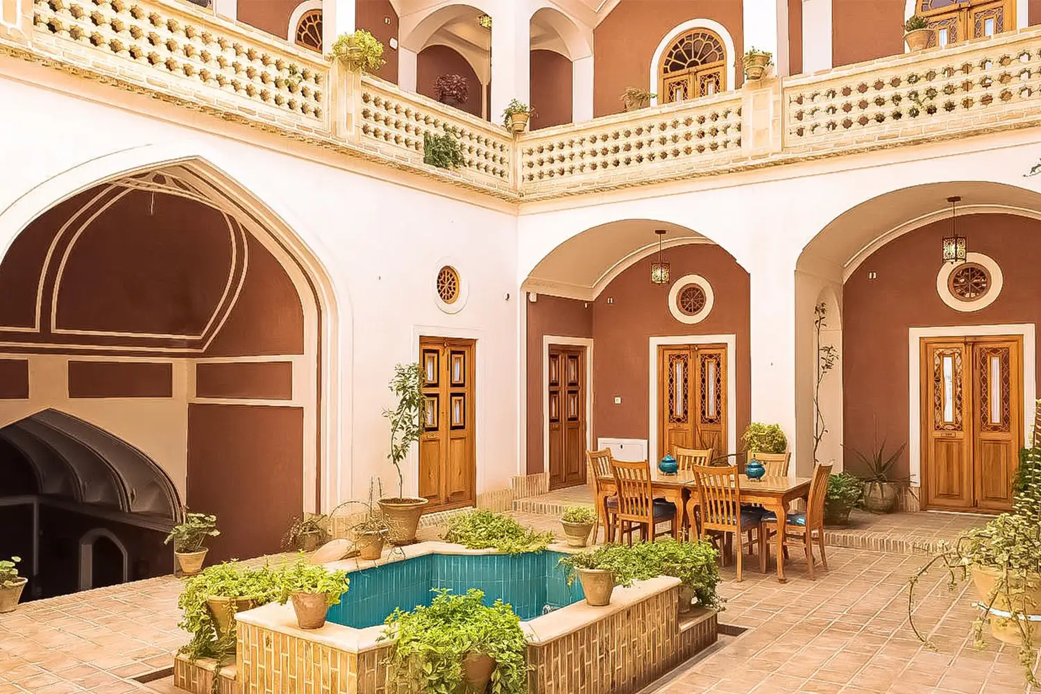 Baba Afzal Traditional Hotel – Best for families