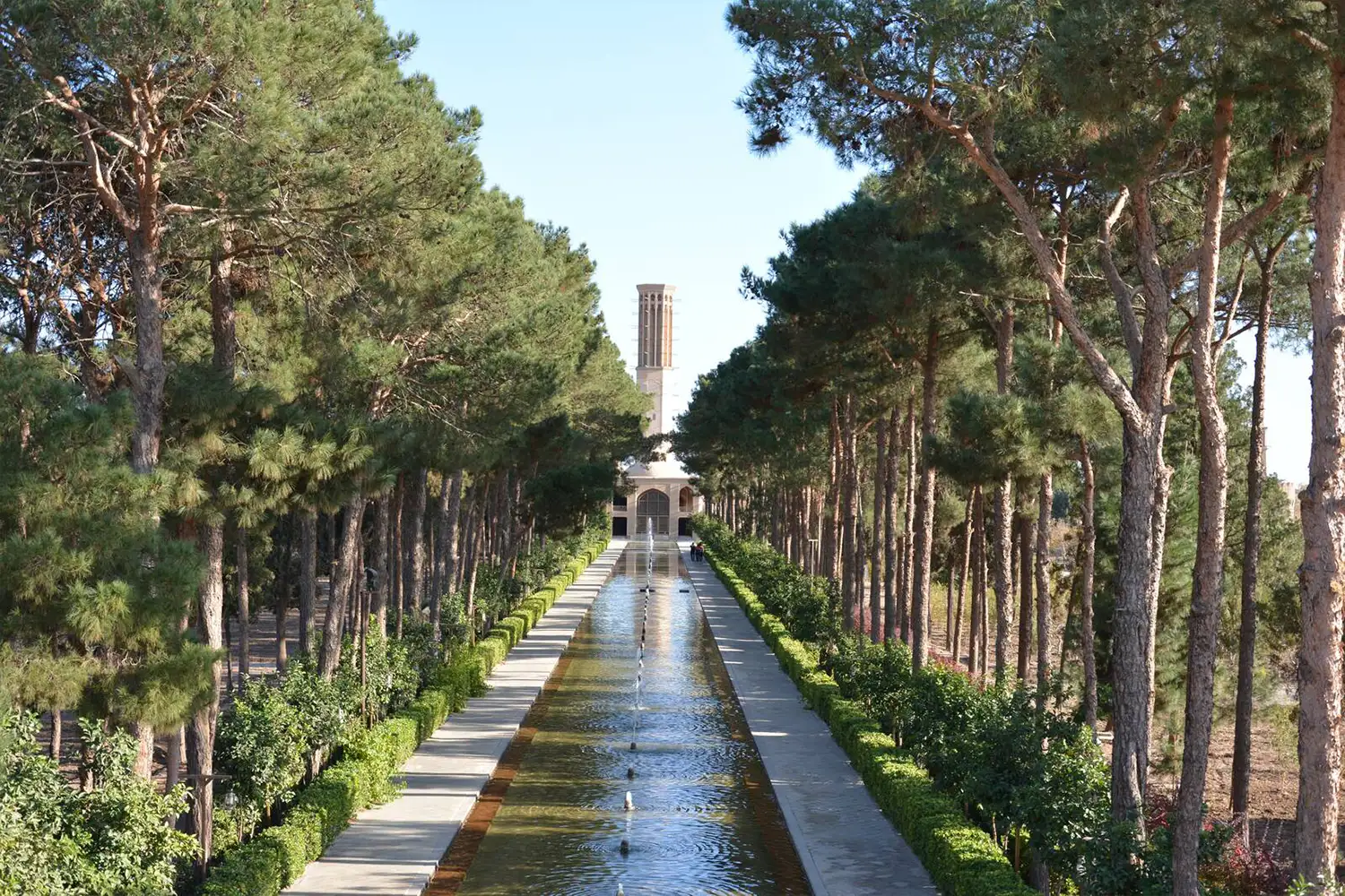 Dolat Abad Garden – One of the most famous Persian gardens.