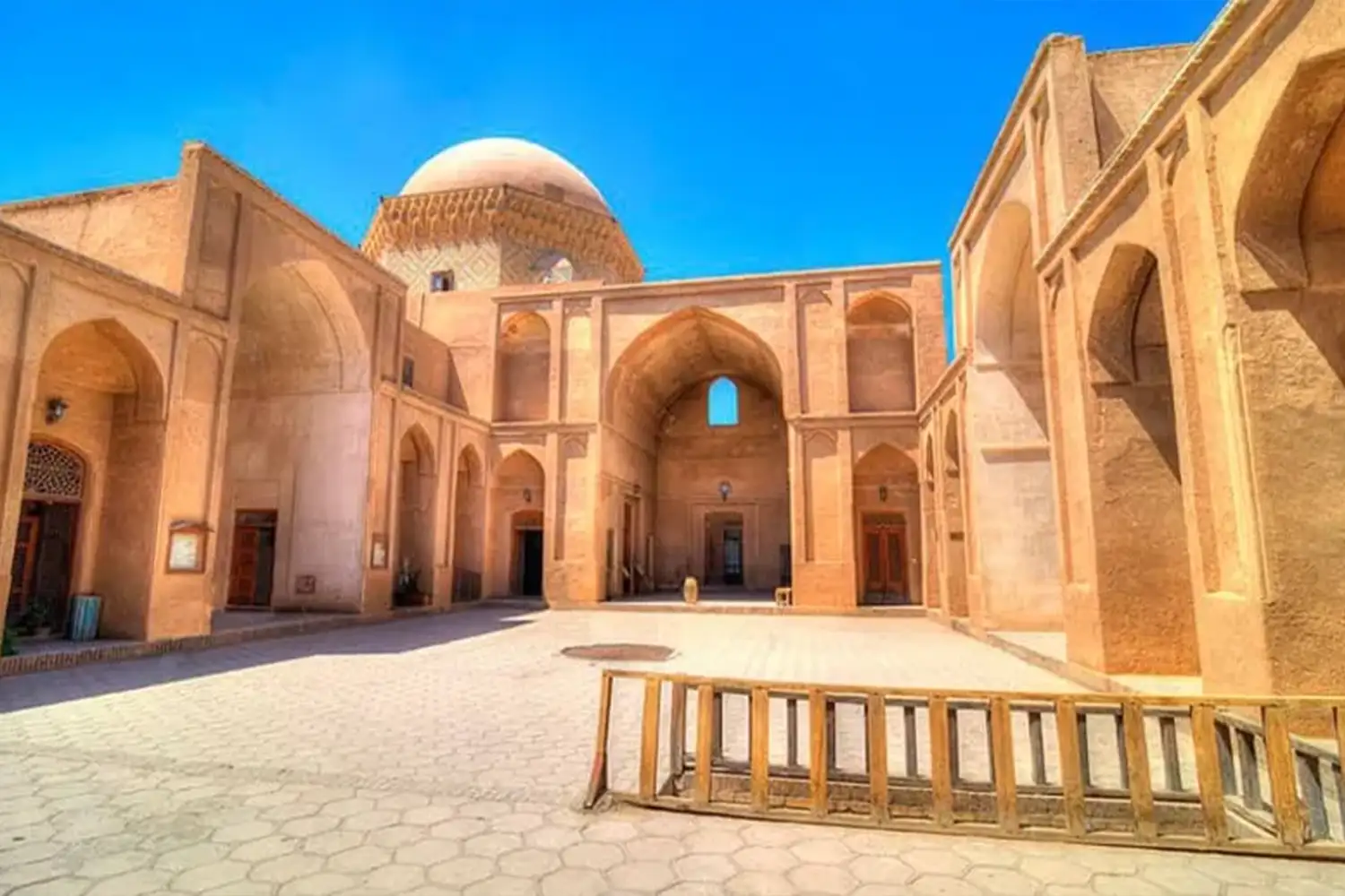 Ziyaieh School