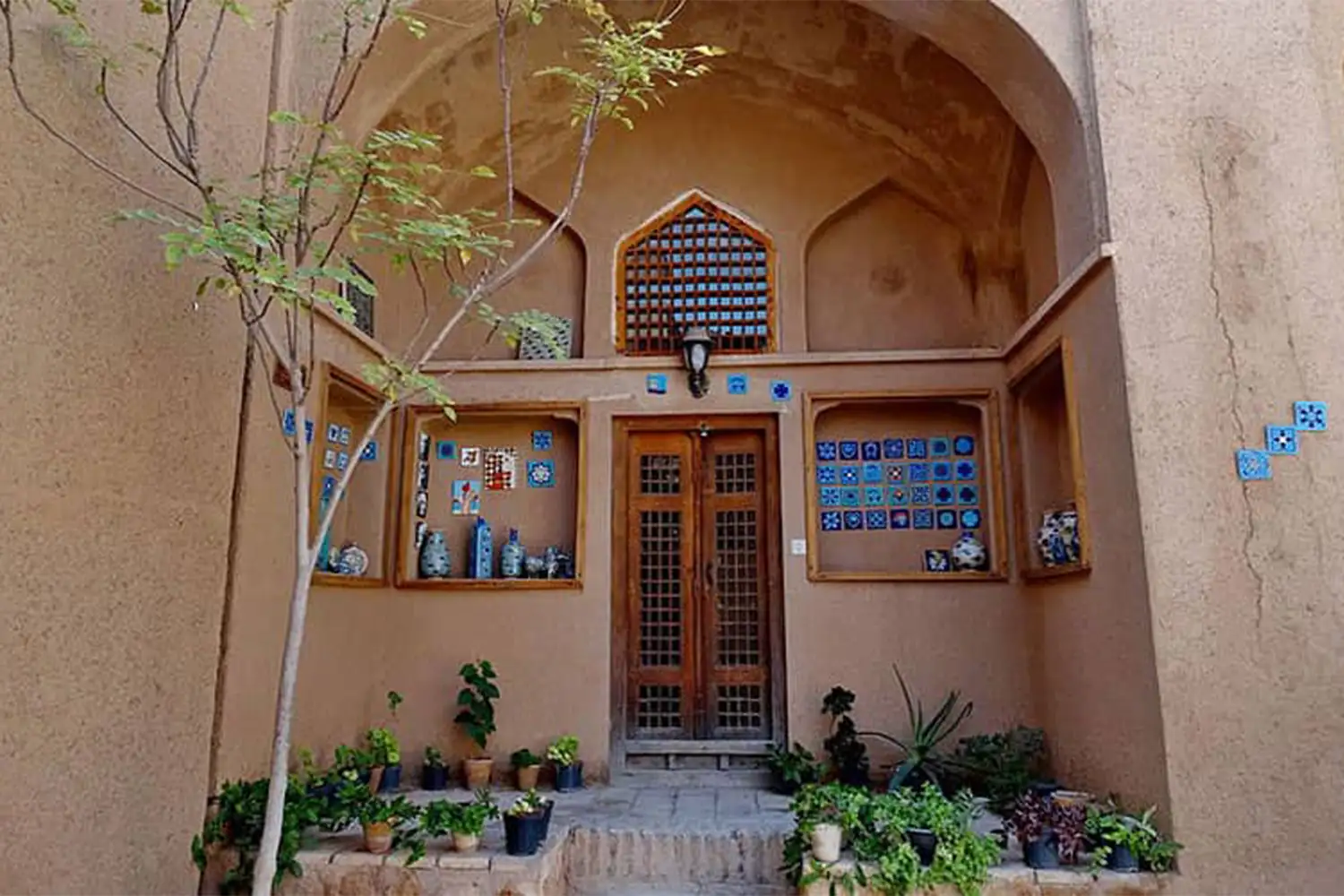 Ziyaieh School