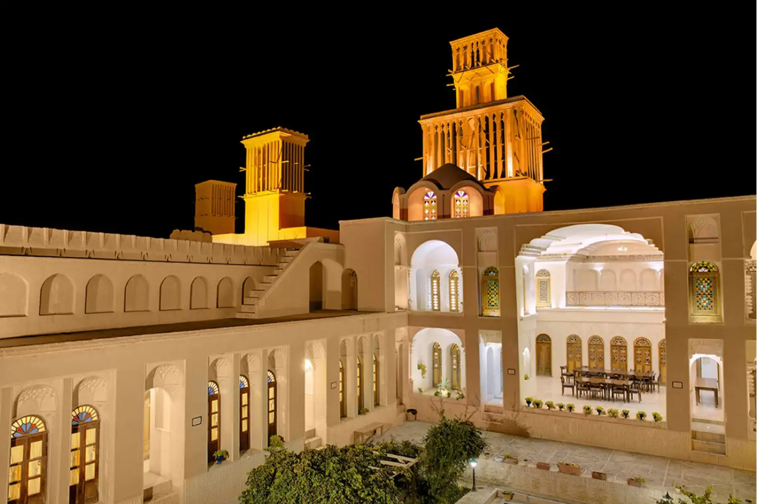 What Do We Know About the City of Yazd and Its History?