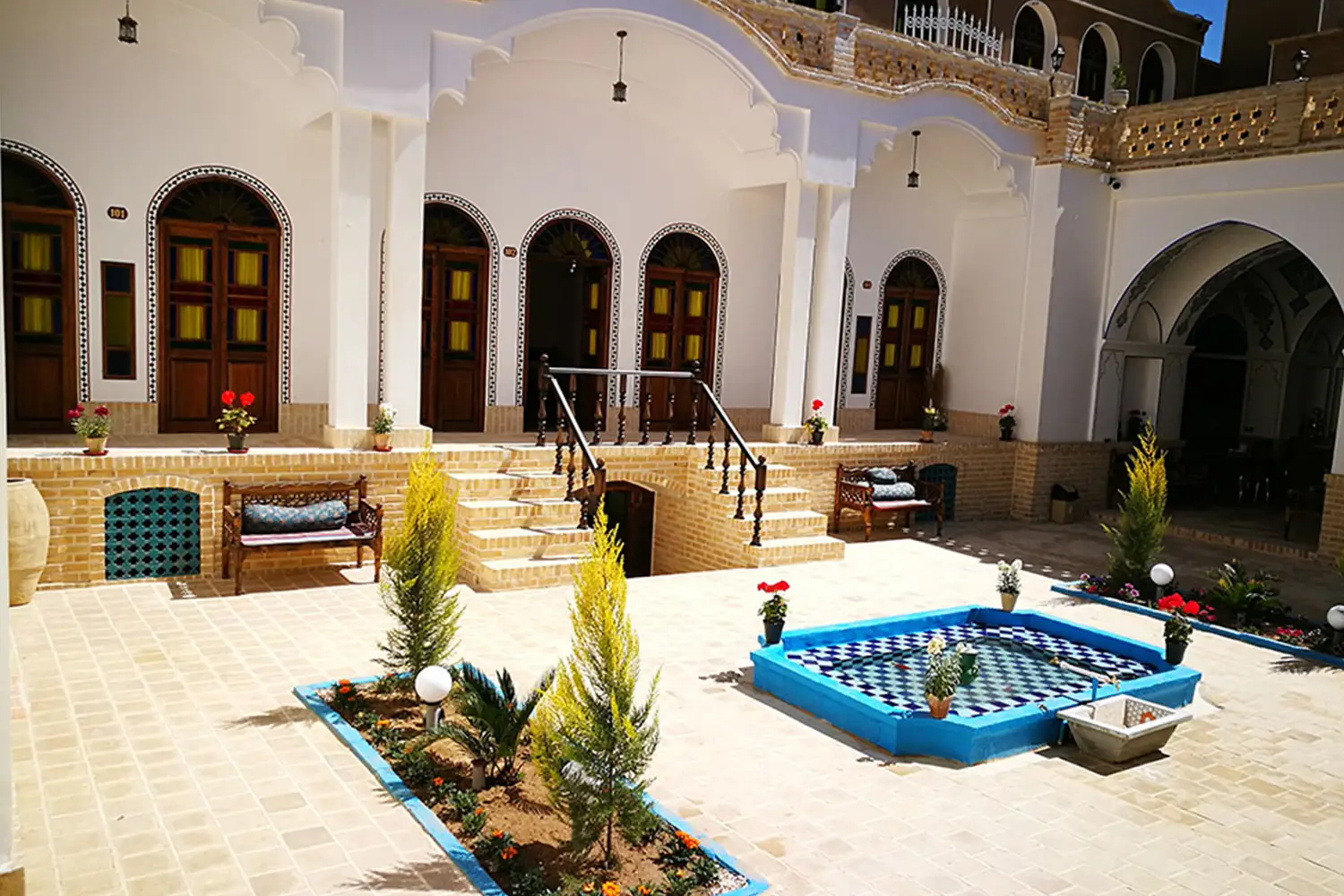 Amirza Traditional Hotel – A calm retreat in Kashan’s history