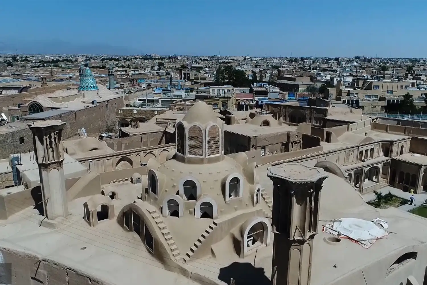 Timcheh Amin al-Dowleh – Historical caravanserai and trading hub