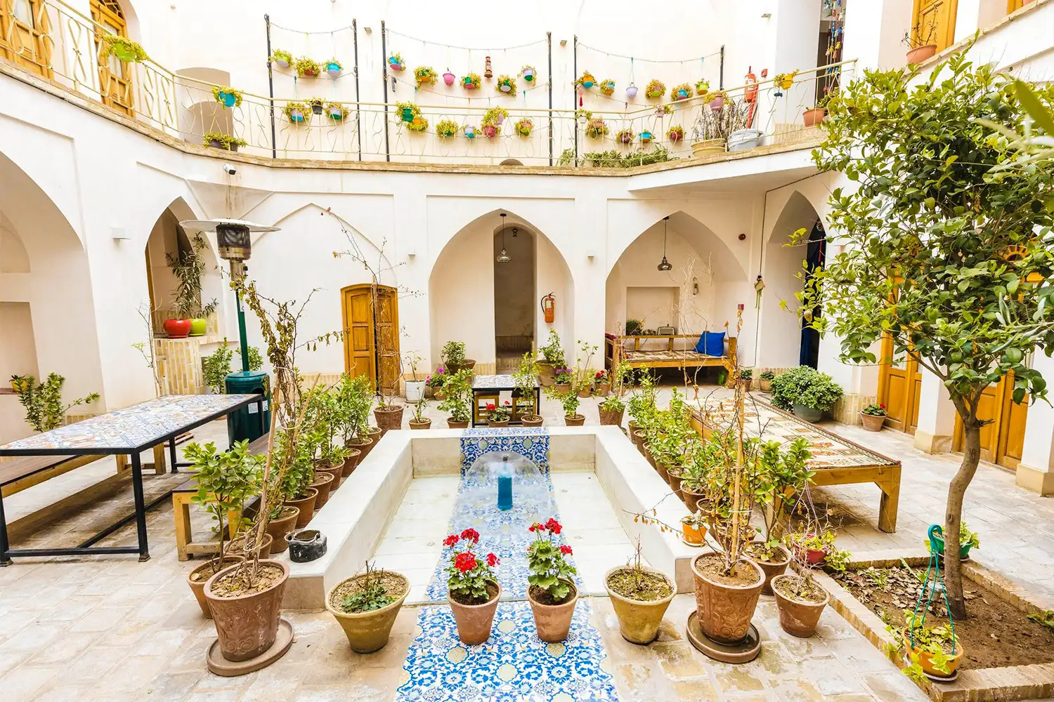 Saray Amir Eco Lodge – Ideal for group travelers
