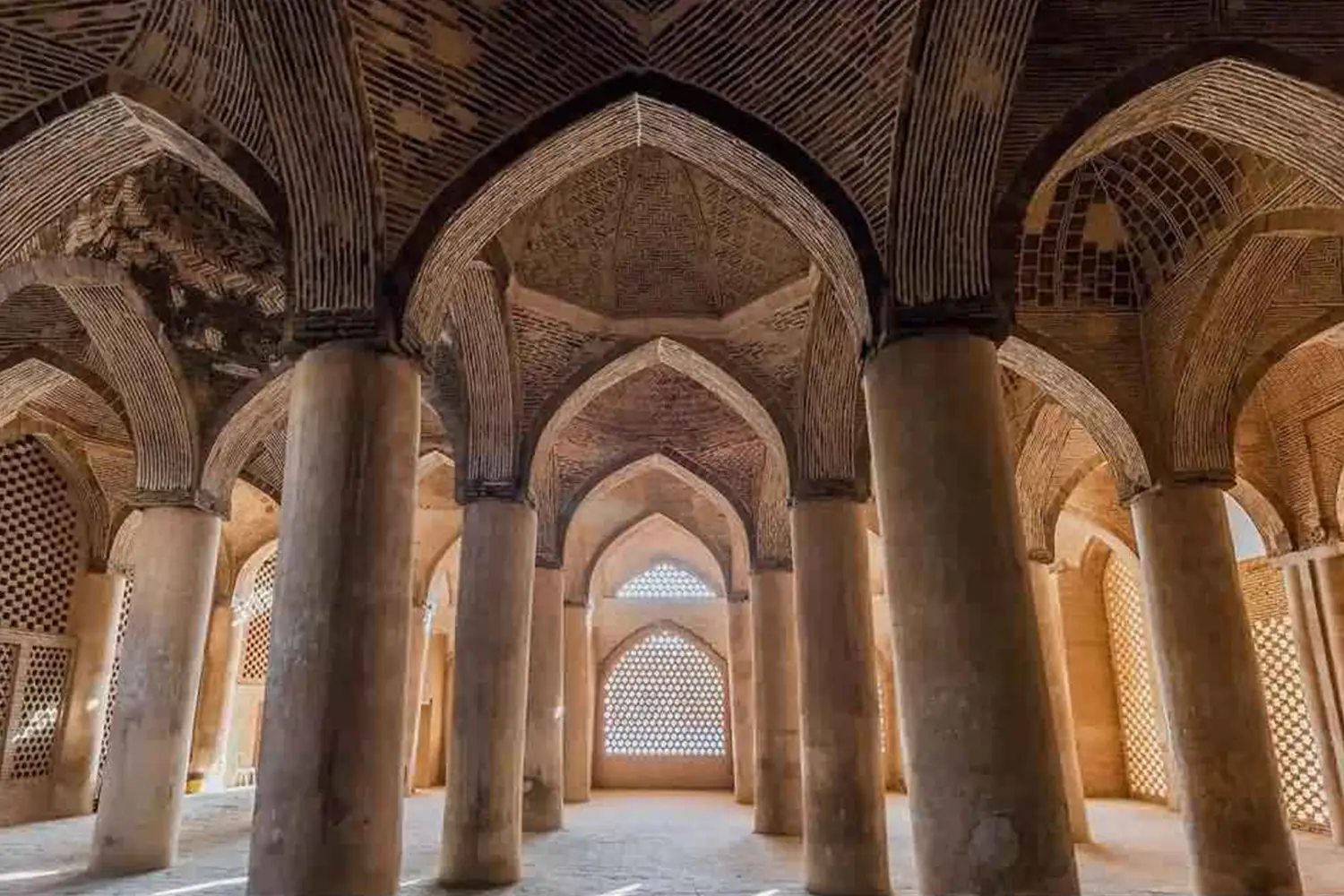Jameh Mosque of Isfahan — A unique masterpiece of Iranian and Islamic architecture.