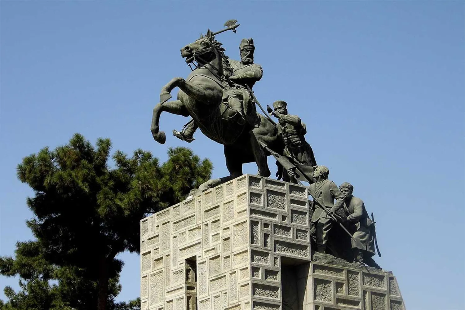 Nader Shah Museum and Tomb — Dedicated to the 18th-century Persian king.
